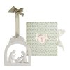 creche de noel parfumee rubans de fete sapin dore