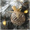 coffret de 3 boules decoratives cotelees noeuds en verre (1)